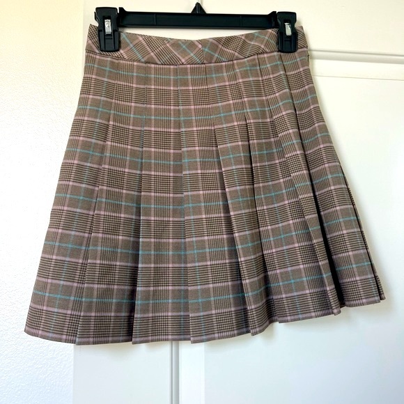 Sunday Best Plaid Mini Skirt - Picture 2 of 6